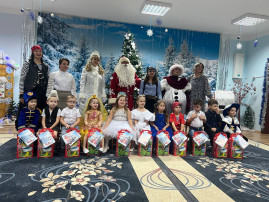 Новогодний утренник Новогодний утренник.