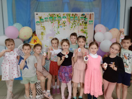 Готовимся к Пасхе Готовимся к Пасхе.